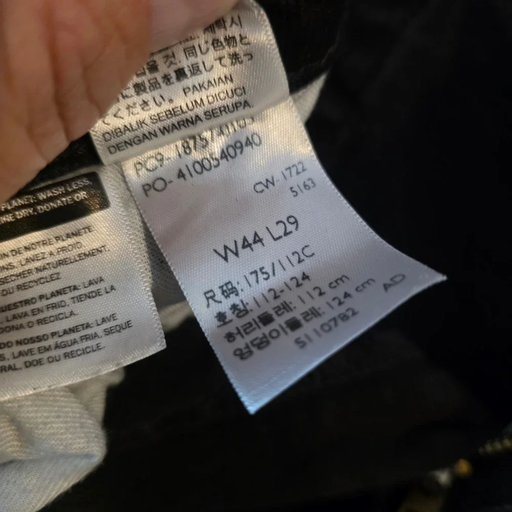 Levi's 541 Athletic Taper Jeans Mens 44x29 Black Excellent Denim Pants